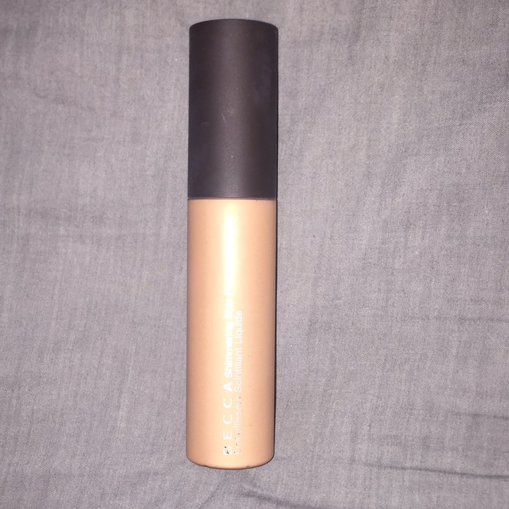 Becca shimmering skin perfector liquid in opal